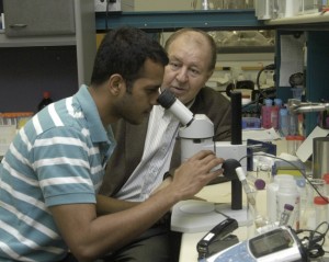 Dr. Yuri Lvov (right) and LA Tech biomedi- cal engineering graduate student Shantanu Balkundi.